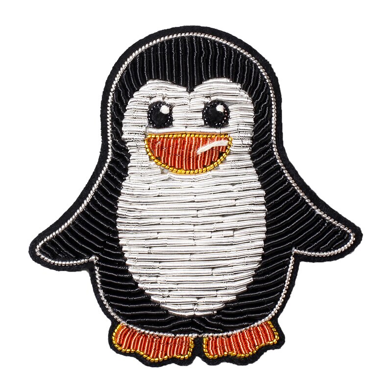 Cartoon Pinguin Brosche Nette Japanischen Abzeichen Handgemachte Stickerei Pin Feste Kleidung Zubehör Anti-licht Schnalle Dekoration