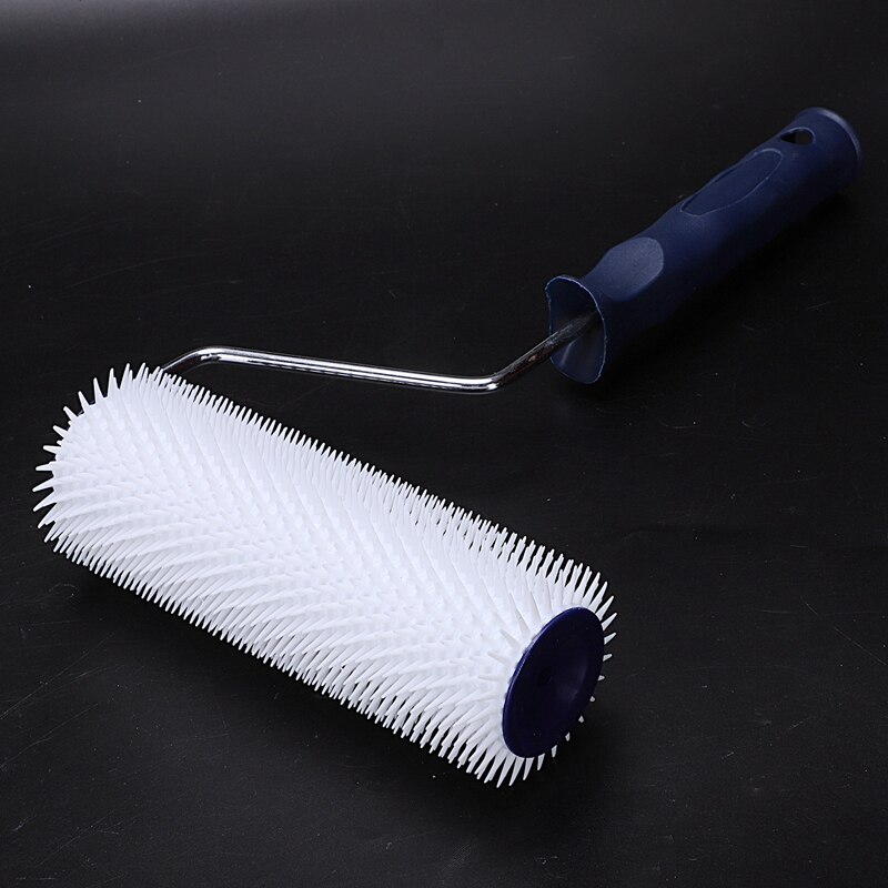 7" plastic handle Spiked Roller