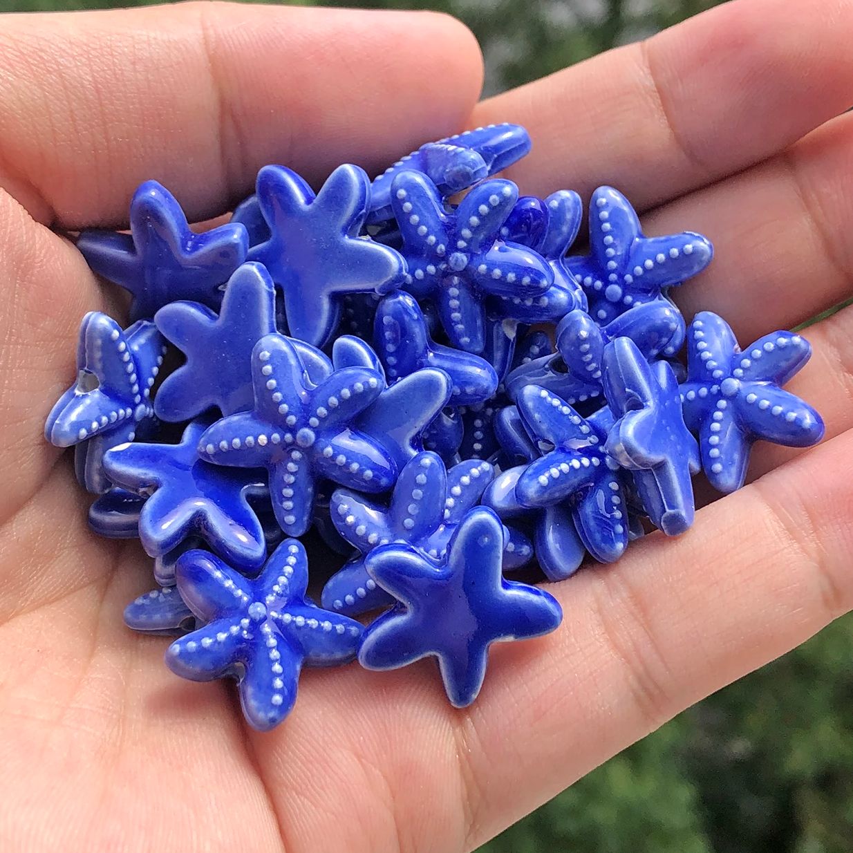 10 stk. søstjerneformede keramiske perler, 18mm farverige glaserede porcelænsperler, håndlavede til smykkefremstilling, gør-det-selv vedhæng, håndværk og tilbehør.