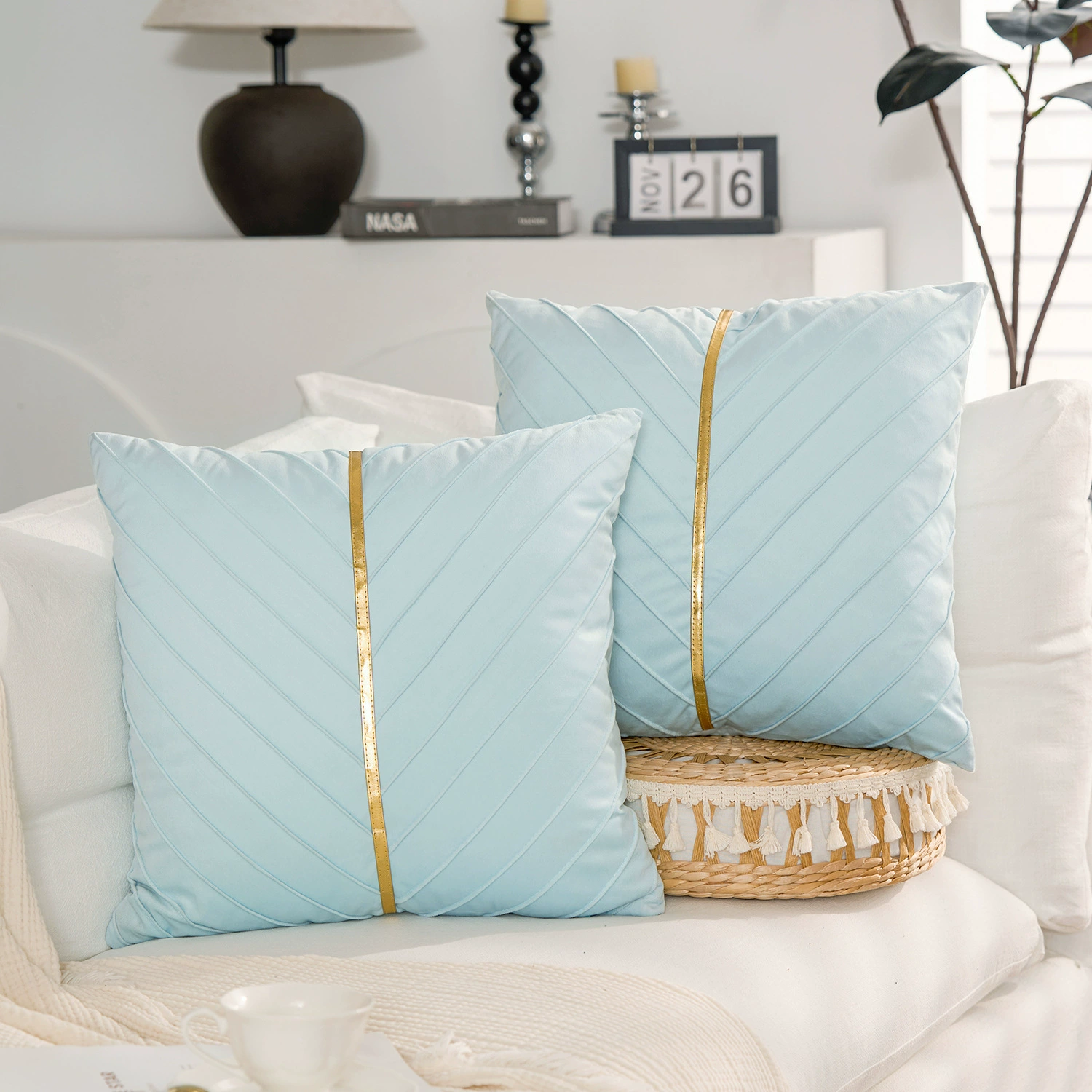 Samt-kissenbezüge,  of 2er- pack, inklusive goldfarbenem leder-weihnachtsdeko-kissenbezug, luxuriöser, moderner kissenbezug für sofas: 500*900mm / Hellblau