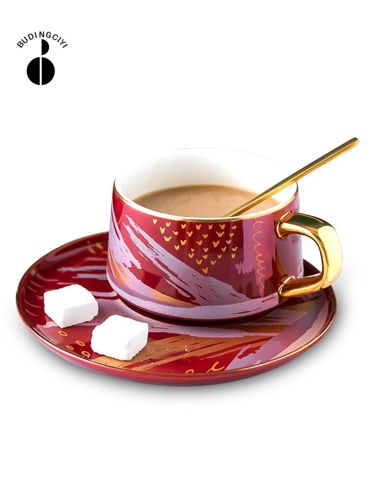 European Style Ceramic Coffee Cup and Saucer Set Beautiful Reuseable Coffee Cup Filizanki Do Kawy Mug BD50CS