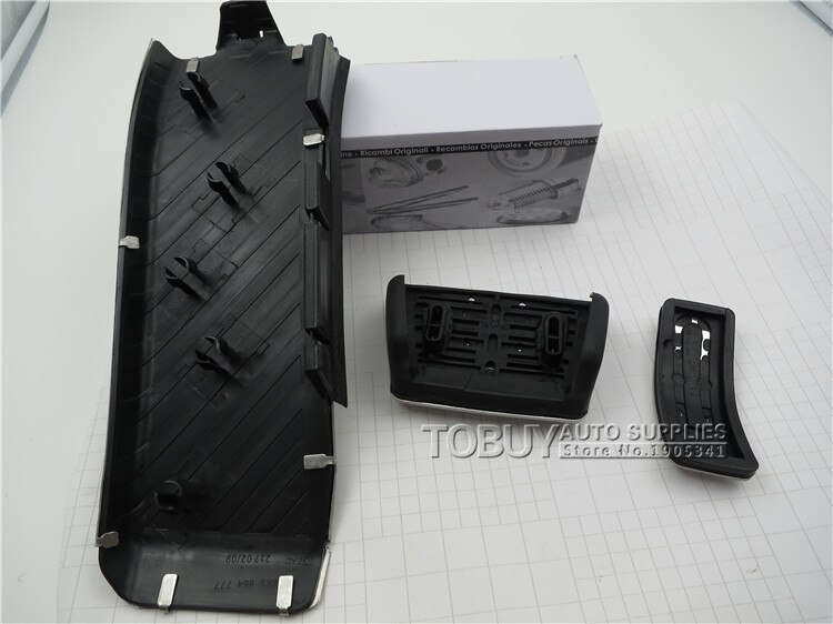 DEE Car Modified Accessory for PORSCHE Macan Accelerator Brake Footrest Refit Pedal Pad Decorate Metal Plate