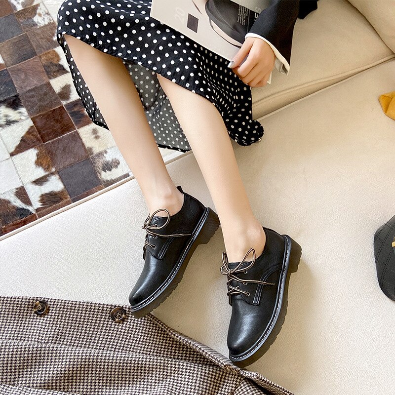 Natascha kvinde flats oxford sko dame mærke sneakers kvinder snøre flade tykbundede platform loafers rund tå casual pu