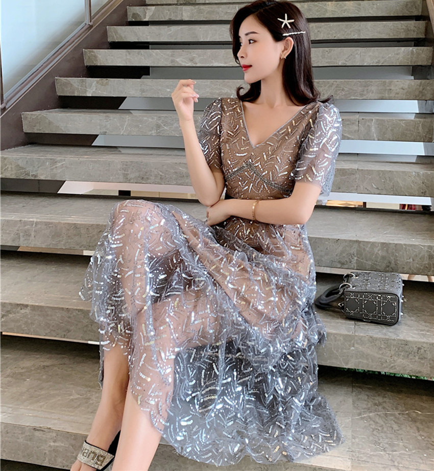 Jsxdhk 2024 neue Landebahn Frauen Gittergewebe Pailletten Party kleid elegante Frauen runden Kragen Kurzarm Rüschen sexy V-Ausschnitt lange Vestidos