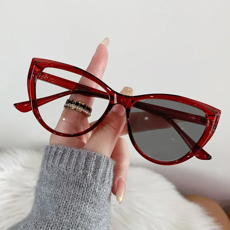 Gafas fotocromáticas antiluz azul para hombre y mujer, Gafas de sol con forma de ojo de gato, luz azul descolorida, Gafas de sol que cambian de Color transparente