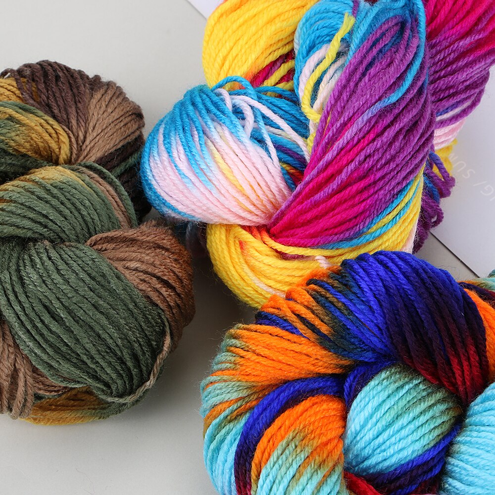Myke flerfargede polyester akrylgarn fiber strikkede kardede tråder tykk anti-pilling farget garn ball hekling diy tilbehør