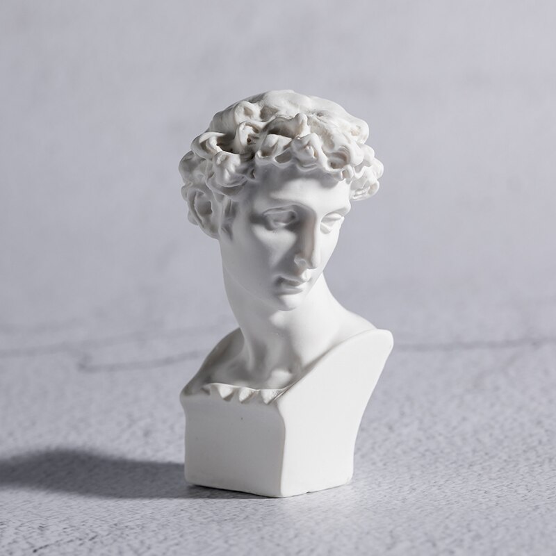 World Famous Statue Retro Art Resin Head Skull Sculpture Sketch Model David Moliere Home Decoration Accessories: Guard