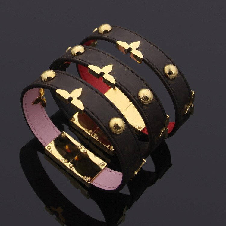 four leaf flower two round nail coffee pattern Bracelet foreign trade V Leather Bracelet Jewelry V hollow