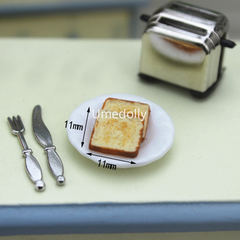 Nette Miniatur Puppenhaus Toaster mit 2 stücke Brot 1/12 lebensmittel für Puppe vorgeben Spielen freundlicher Küche Spielzeug Zubehör