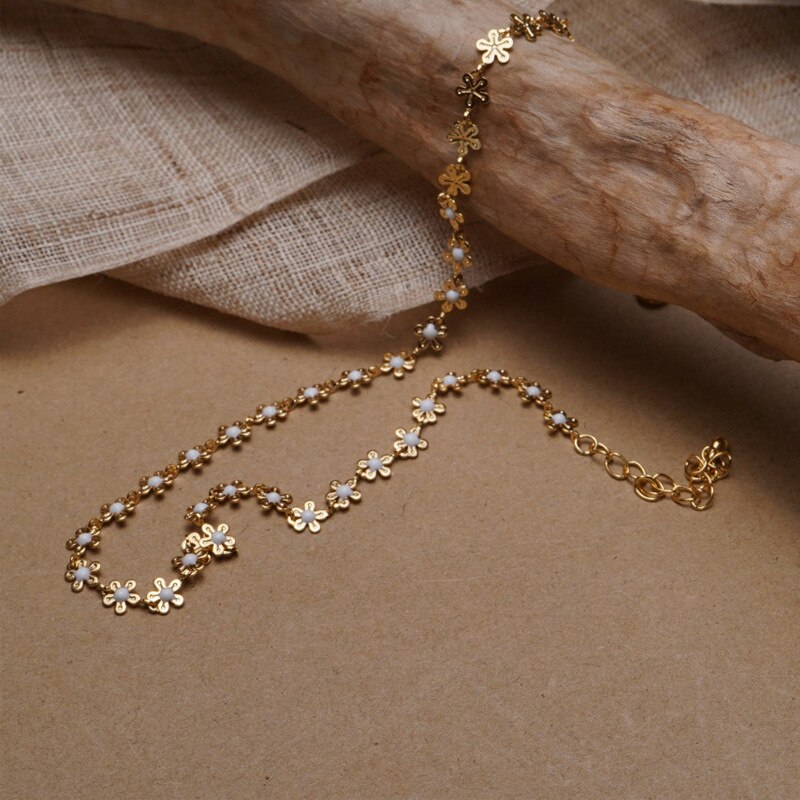 HUANZHI Korea Retro Gold metal Bead flower Clavicle Chain Necklace for Women Girls Wedding Jewelry