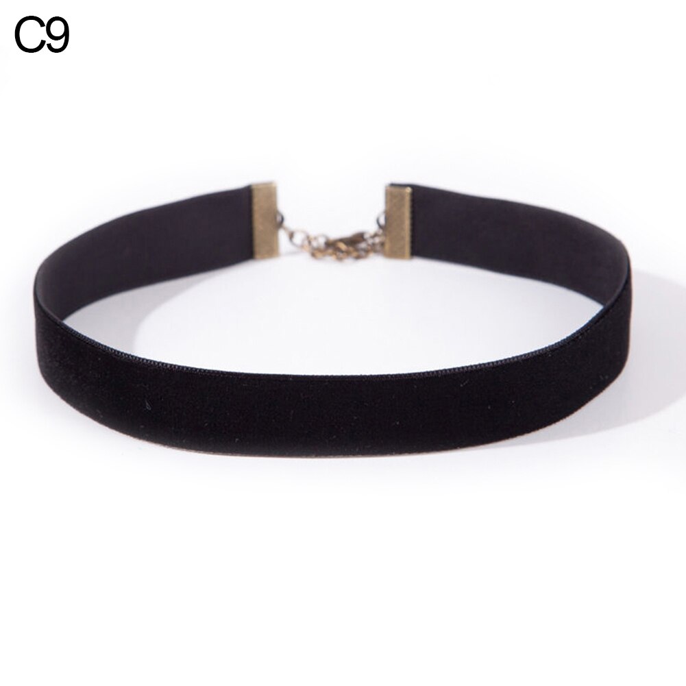 Women\'s Triangle Pendant Flower Lace Layered Wavy Velvet Vintage Choker Necklace: C9