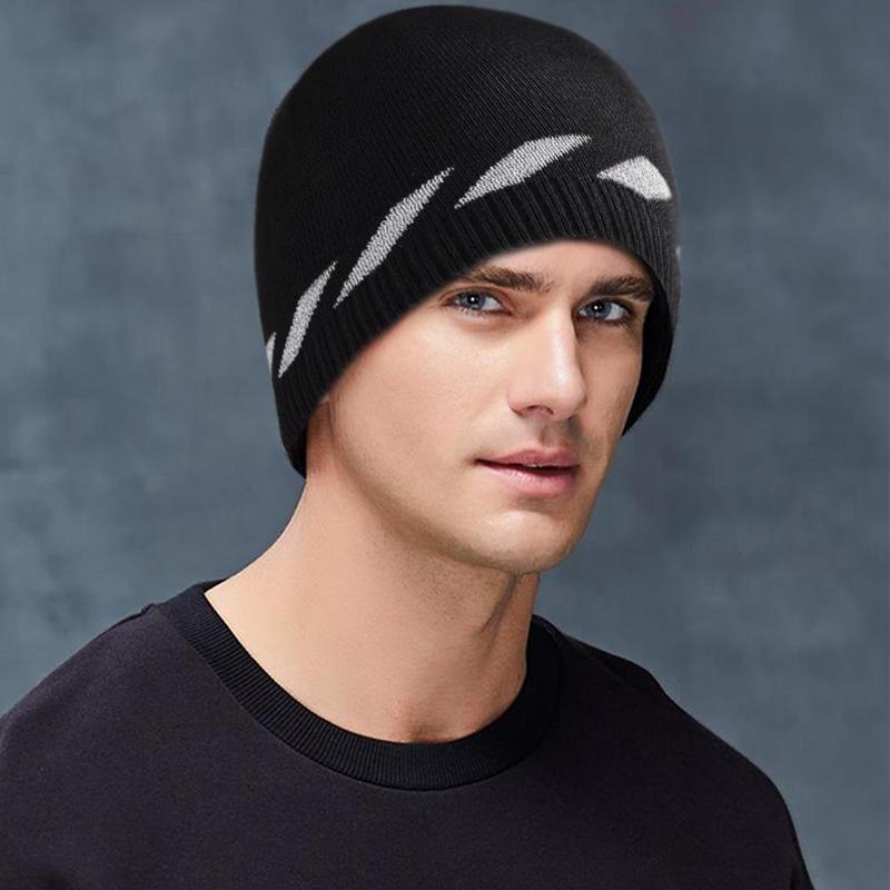 Unisex Reflecting Knit Beanie Hat Winter Warm Night Walking Bikes Safety Caps Running Hard For Men Women and M2N8