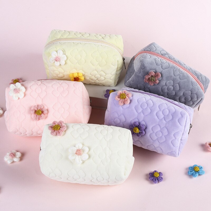 Borsa cosmetica di bellezza per donna moda ragazza Kawaii fiore cosmetici morbidi borse per trucco organizzatore multifunzione per astucci per studenti: 1pcs colour random