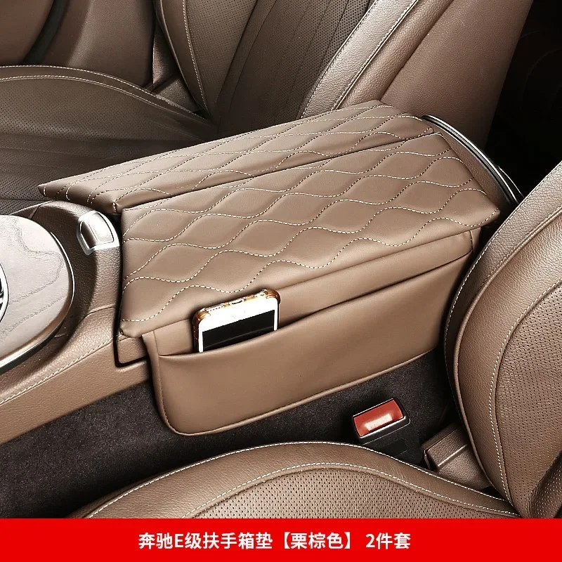 Juste d'accoudoir de console centrale pour Mercedes Benz Classe E, coussin en cuir anti-rayures, -2022, W213, CLS, -2022: WHITE