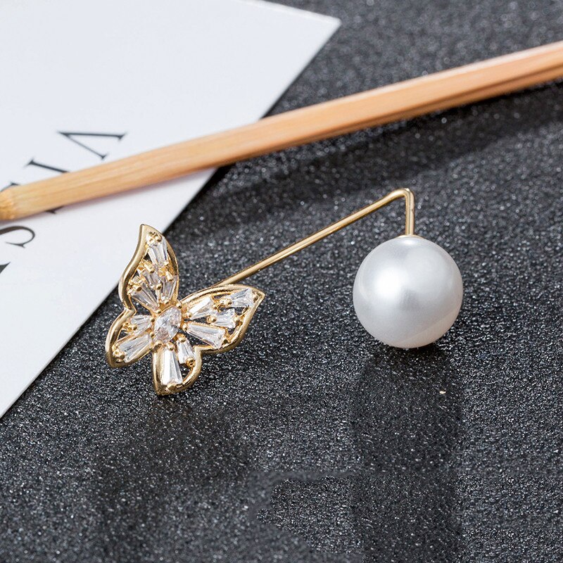 neue Perle Brosche Anti-Blendung Kleidung Festen Stift Blume Strass Metall Stifte Schnalle Broschen für Frauen Zubehör: 14