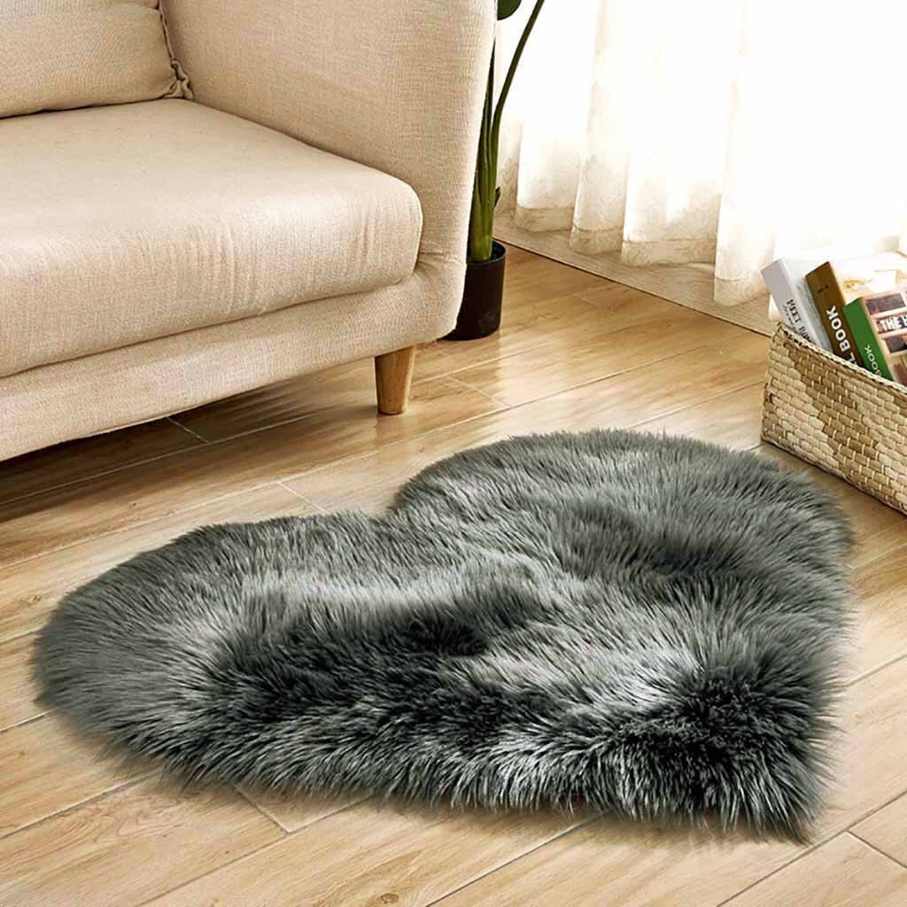 Bedroom Shaggy Carpet Heart-shaped Fluffy Floor Mats Wool Imitation Sheepskin Bed Room Faux Fur Non Slip Rugs Bedside Home Decor