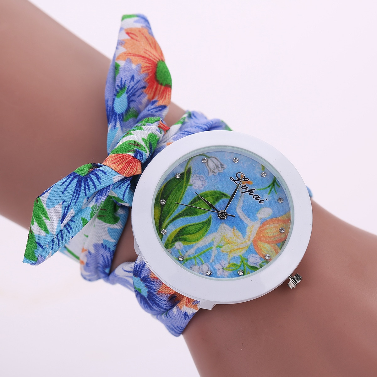 Unique dames fleur tissu ruban montre-Bracelet de femmes robe montre de tissu montre doux filles Bracelet montre