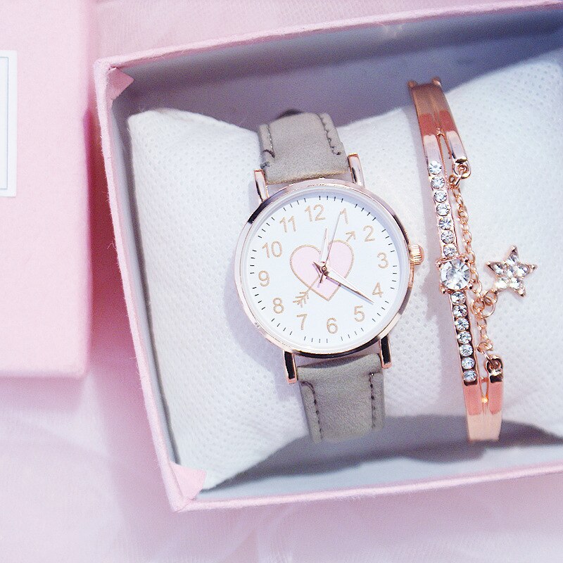 Cute Women Watches Casual Leather Strap Bracelet Lovely Girl Wrist Watch Pink Heart Shape Clocks Relogio Feminino