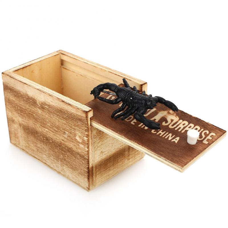 Funny Scare Box Wooden Prank Spider Hidden In Case Prank-Wooden Scarebox Interesting Novelty Play Trick Joke Toys Halloween