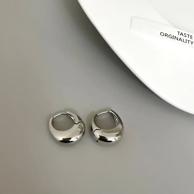 Pendientes de aro gruesos de Metal liso de acero inoxidable para mujeres y niñas, aros redondos a la , pendientes llamativos, joyería Punk