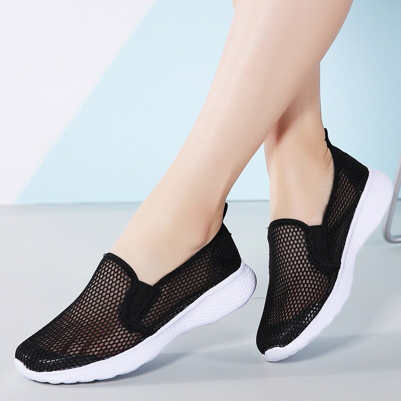 Sommer mesh joggesko kvinner pustende utendørs tursko dame slip on elastisk bånd avslappet komfort leiligheter kvinne zapatilla
