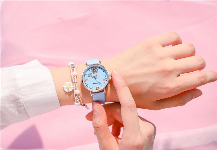 Mooie kinderhorloges eenvoudige jongens- en meisjeshorloges geluksbeer schoolklok 3 atm waterdicht: Hemelsblauw