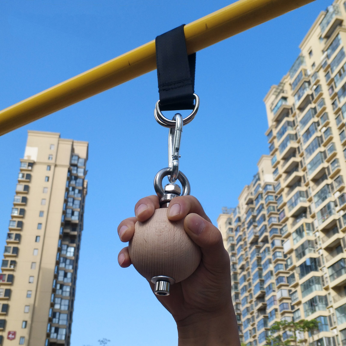 Wooden Finger Wrist Pull Up Hand Grip Balls Stick for Gym Rock Climbing Grippers Strength Training