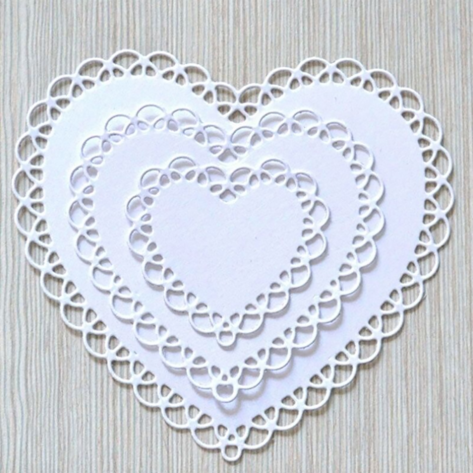 Love Heart Lace Background Cutting Die Metal Stencil Embossing Dies 3D DIY Scrapbook Craft Photo Frame Greeting Cards Decor