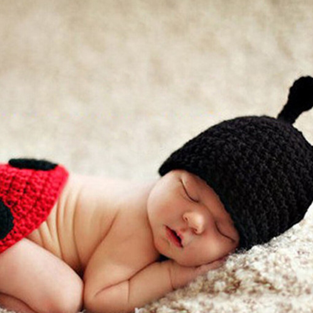 Baby fotografering rekvisitter nyfødt mariehøne insekt kostume dreng piger spædbarn hæklet strik hue outfits blonder fotografering tilbehør