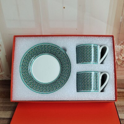 Elegancki styl catering kubek z porcelany kostnej multi-style prosta ceramiczna filiżanka do kawy i spodek danie z wzorem zestaw 2 zestaw z pudełkiem: MULTI