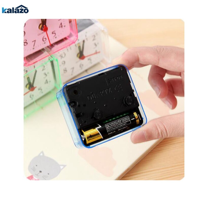 Square table clock Small Bed Compact Travel Quartz Beep desk Clock Cute Portable electronic desk clock masa saati