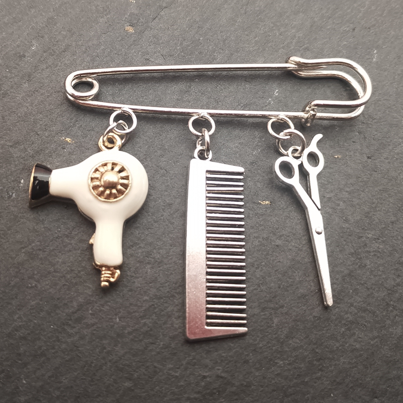 Broche créative pour coiffeur, breloque, personnalité, bijoux, ciseaux de coiffure, peigne pendentif, broche de lavage et de coupe,: white
