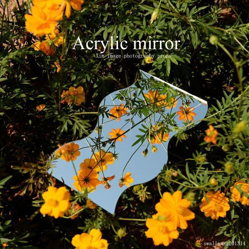 Outdoor mirror for taking photos, outdoor round mirror, frameless hand-held selfie mirror, makeup lens