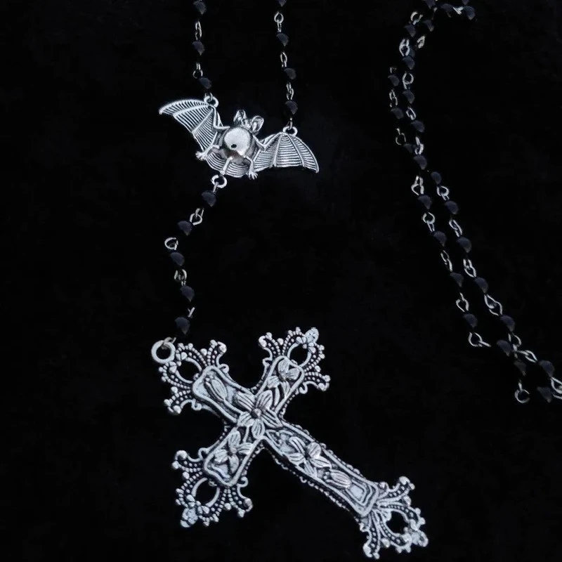 Neue Gothic Rosenkranz Halskette Gebetskette Perlen Handel Kreuz Halloween Anhänger Witcher Charme Gothic Schmuck Kreativität Halloween