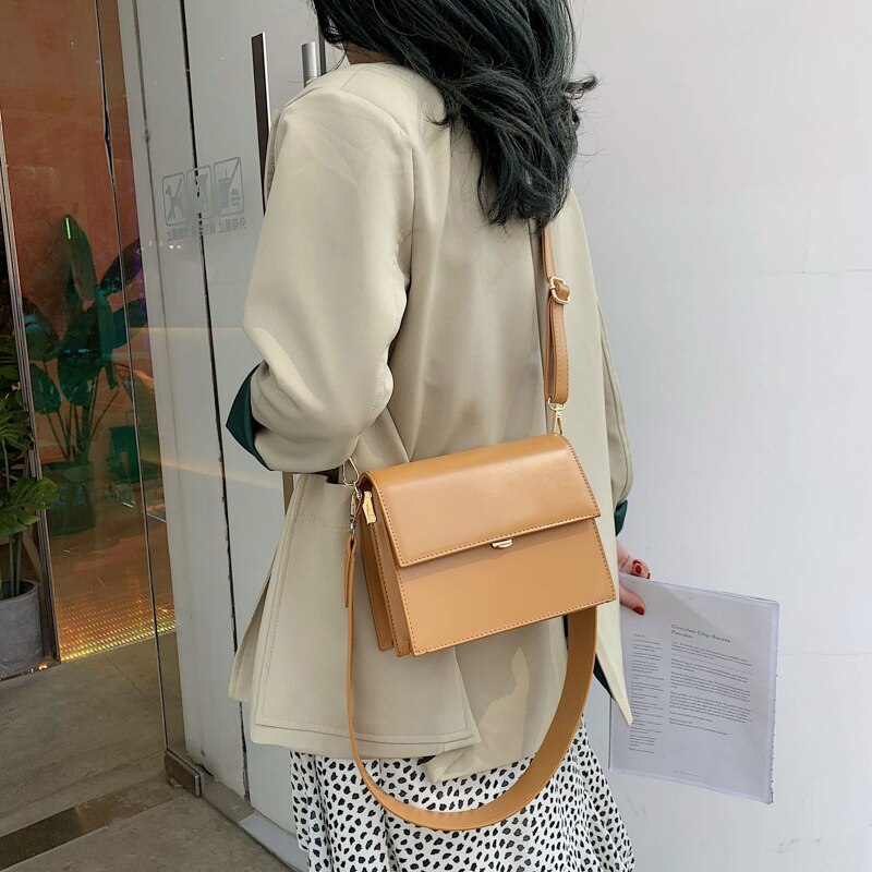Rétro décontracté rabat carré sac nouvelle en cuir PU femmes concepteur sac à main large bandoulière sacs à bandoulière