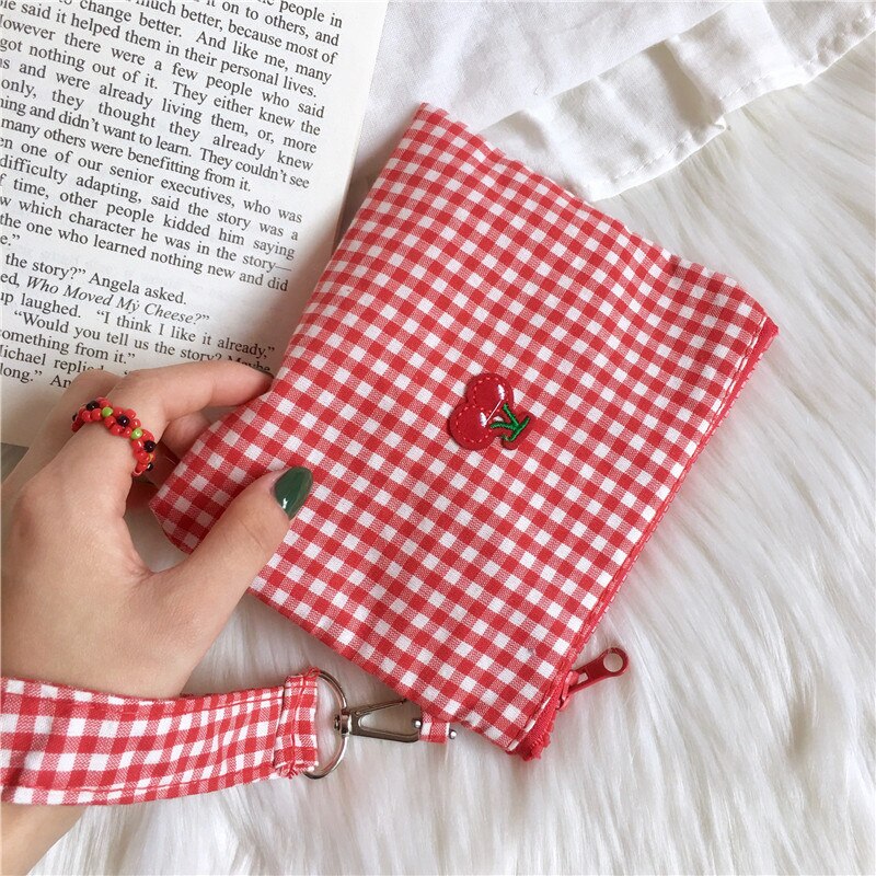 1 pc ins kirsebærrød plaid makeup læbestift taske unge piger sød clutch make up håndleds taske til kvinder rejse kosmetik taske
