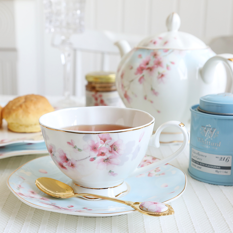 Keramische Luxe Thee Kopjes En Schoteltjes Set Plaat Espresso Koffie Beker Porselein Leuke Kahve Fincan Takimlari Woondecoratie EA60BD