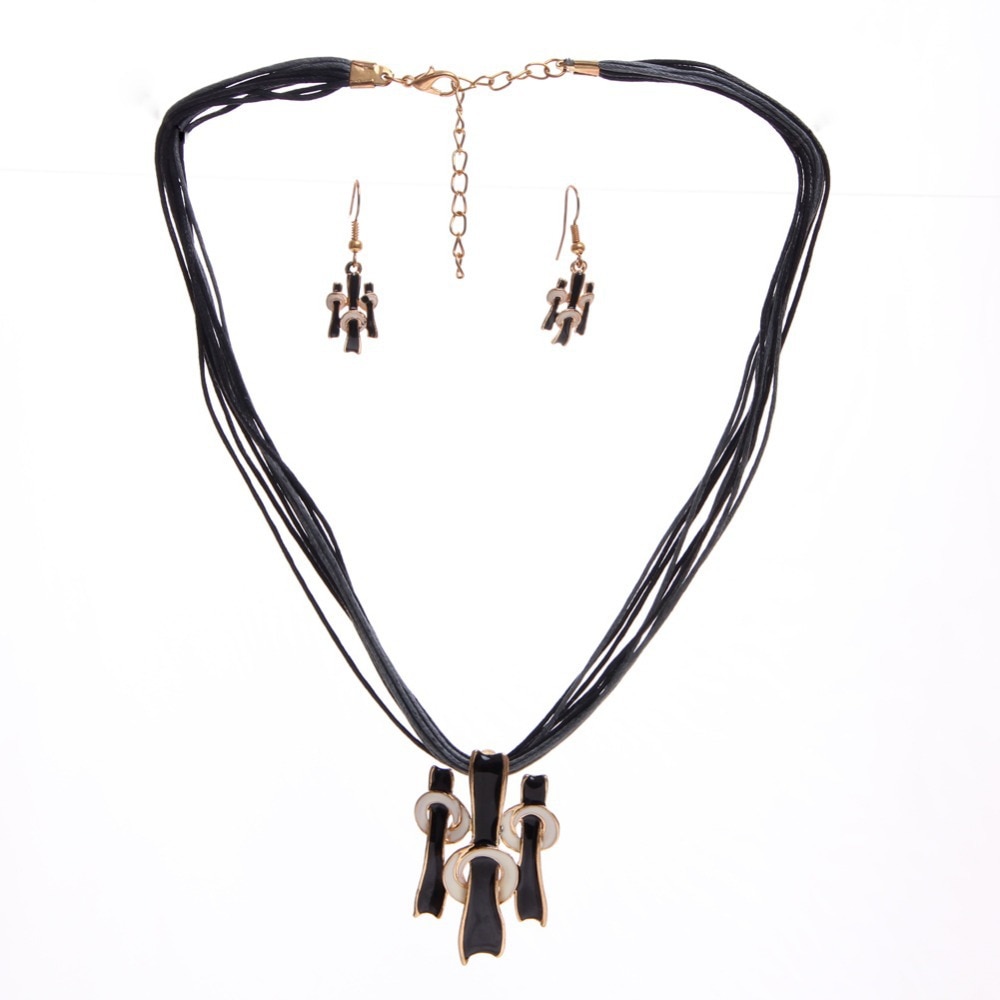 Colliers noirs de formes géométriques au goutte-à-goutte d'huile, corde multicouche, ensemble de bijoux, boucles d'oreilles, , offre spéciale