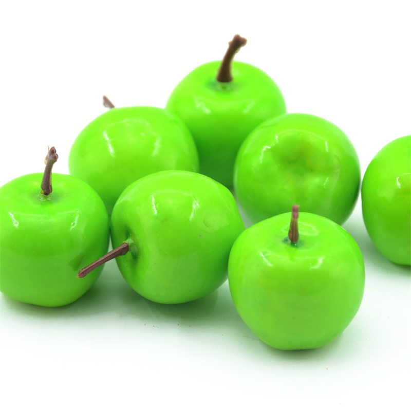 10 kunstige simuleringer af skum små bær familie af grønne æbler og røde æbler bryllupskøkken dekoreret med grøntsager