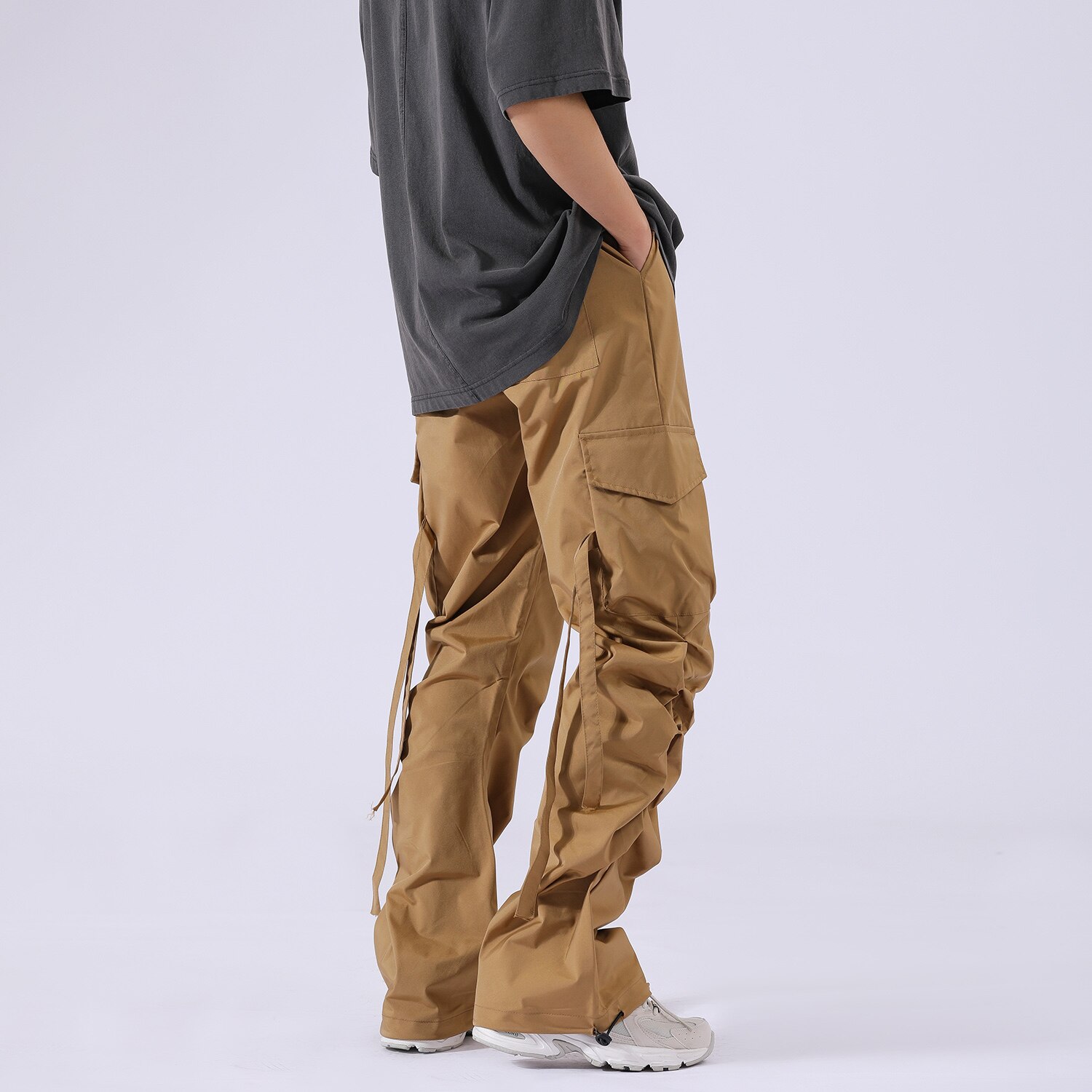 Pantalones acampanados plisados de color caqui para hombre y mujer, peto acampanado de estilo Hip Hop con múltiples bolsillos y cordón, 2022
