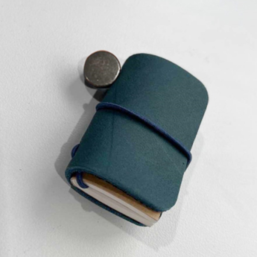 Portable Handmade Cover Insert Brochure Pocket Diary Book School Journal Booklet Notebook Leather Travel Book Mini Notebook: Red