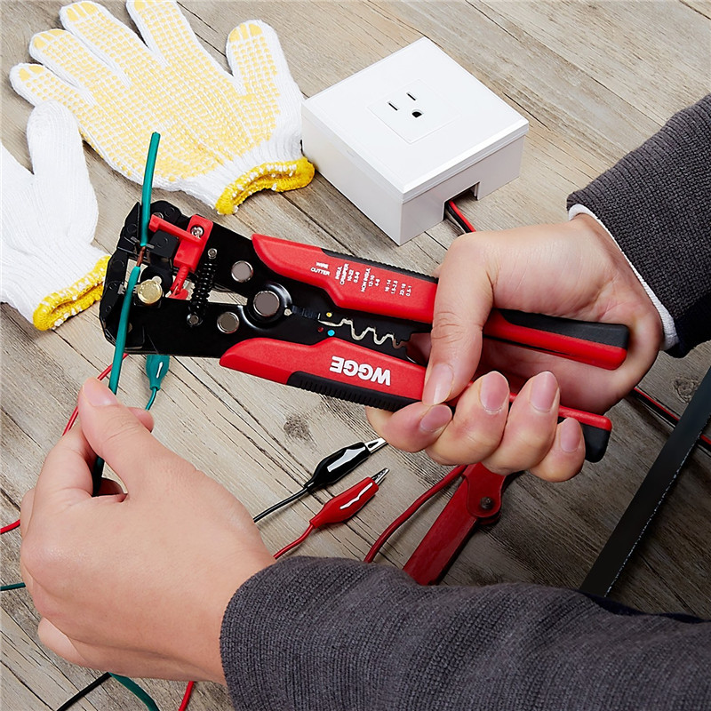 3 in 1 Multi-functional Crimping Tool Auto Crimping Pliers Cutting & Pressing Wire Stripper Self Adjusting Electrician Tool