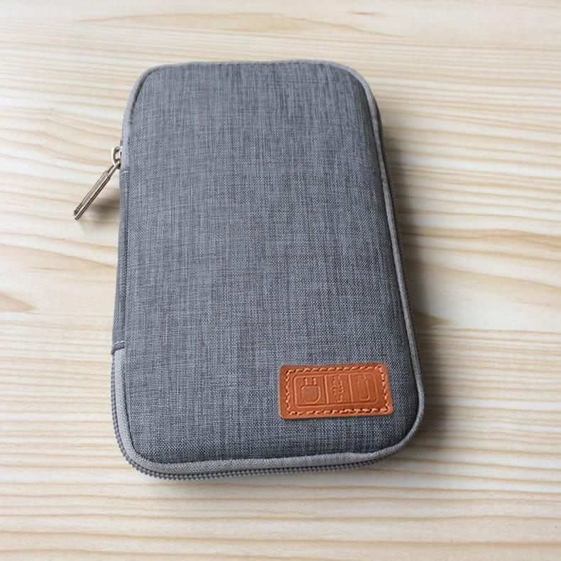 Travel Kit Small Bag Mobile Phone Case Digital Gadget Device USB Cable Data Cable Organizer Travel Inserted Bag Storage Bag: gray