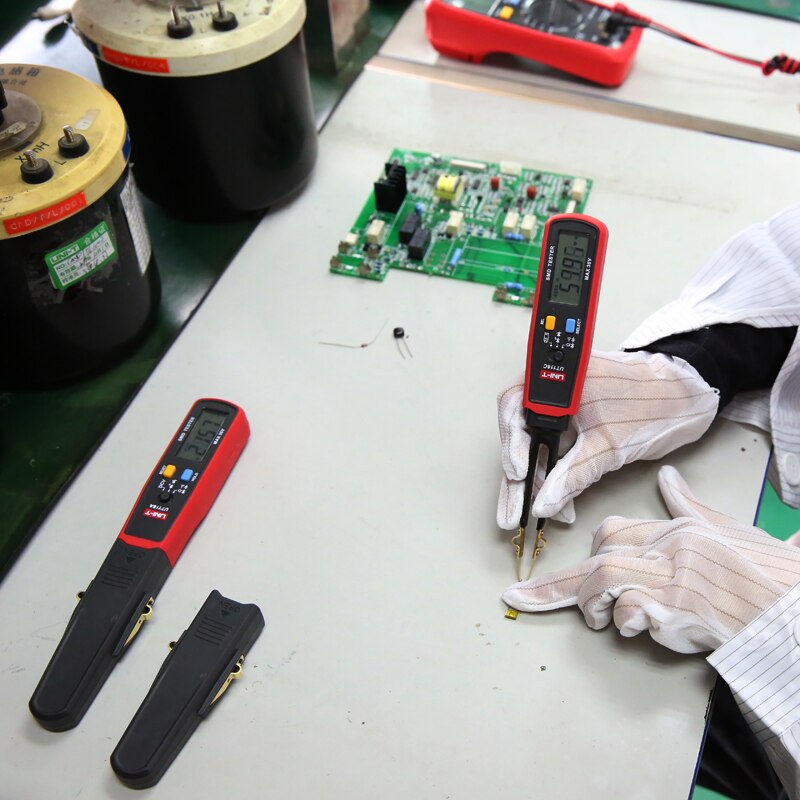 UNI-T Smd Multimeter Auto Range Weerstand Capaciteit Diode (Rcd) Led Zener Dcv Continuïteit Batterij Tester Halfgeleider Meter