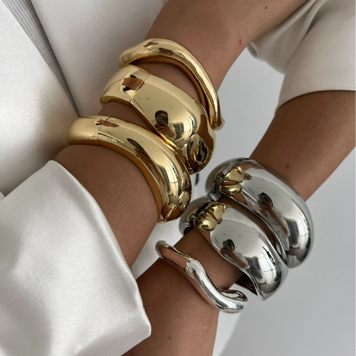 KMVEXO Punk Vintage Onregelmatige Chunky Manchet Armbanden voor Vrouwen Verklaring Glanzende Armbanden Armbanden Pulseras Steampunk Mannen Sieraden