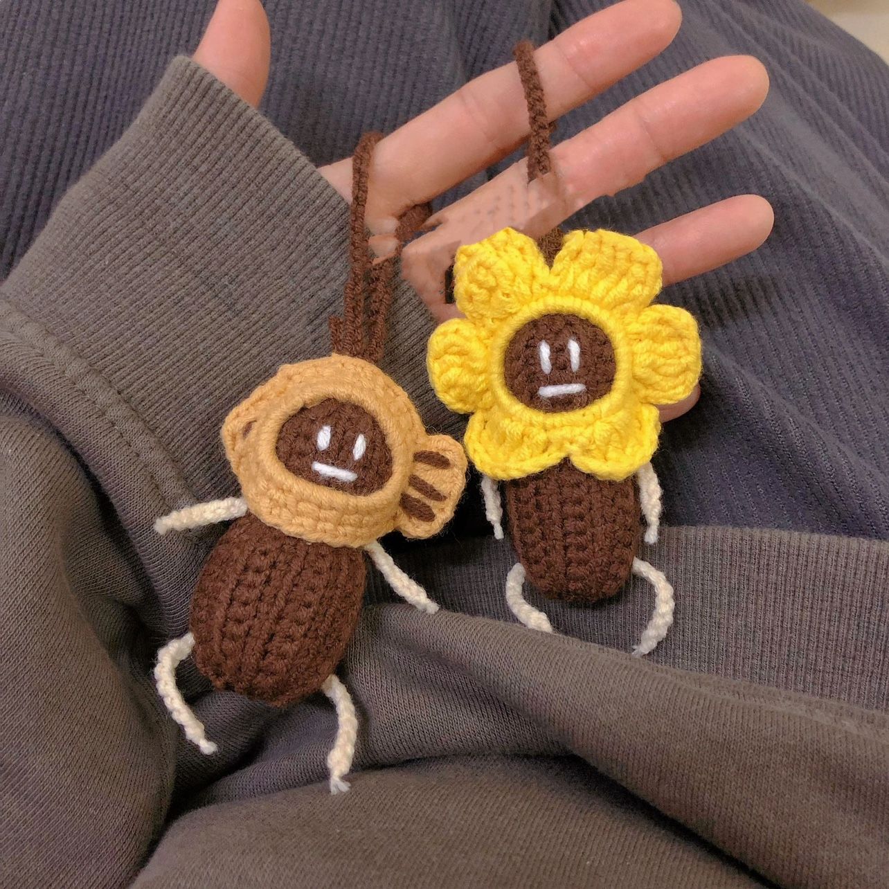 Hand gewebtes DIY-Material in Wolle Strick garn gehäKelt Puppe Fischhaut Erdnuss Anhänger Karikatur gestrickt Schlüssel bund Paar