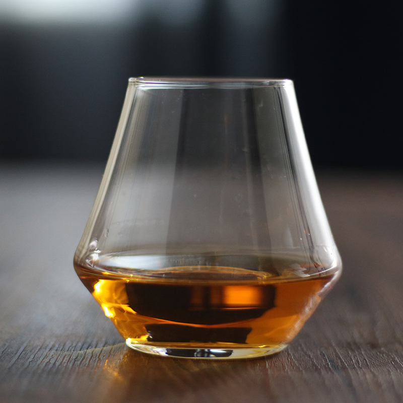 Set of 2 lead free crystal glass spirits handmade blown craft whiskey glasses for drinking tumbler with bar family party