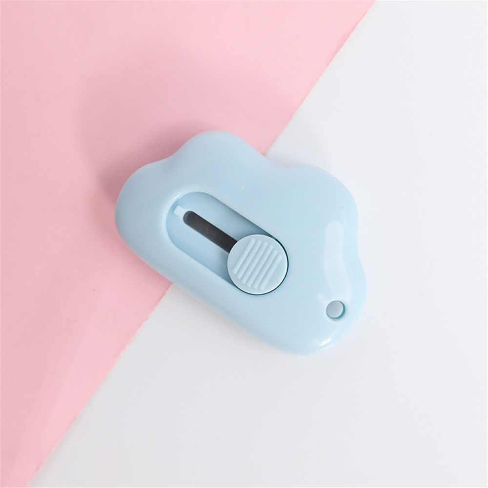 1-3pcs Portable Mini Cat Claw Utility Knife Kawaii Stationery Kids Handmade Paper Cutter Express Box Knife Office Supplies: 1pc blue coud