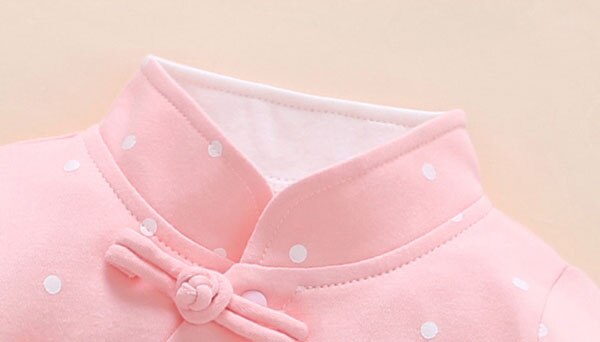 Ropa de algodón para niños traje de cuerpo del bebé es un traje tang de cuello alto de estilo chino