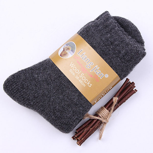 3 Pairs Men's Winter Socks Canada 30 Degrees Below Zero Resist Cold Wool Socks For Men Thicken Pile Socks Solid Color Warm Meias: A dark grey